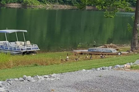 Bunch Hollow Campground & Resort