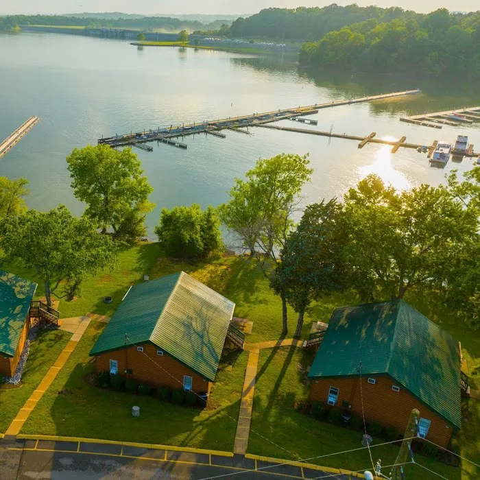 Nashville Shores Lakeside Resort 4