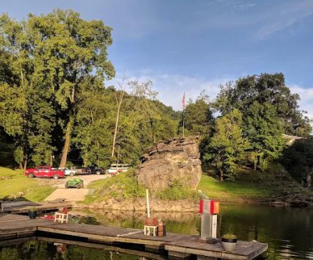 Horseshoe Bend Marina & Campgrounds