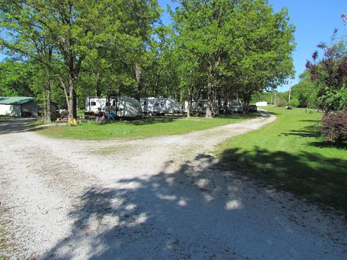Hoot N Hollar RV Park 2