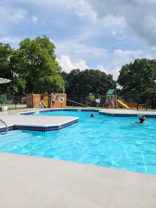 Lebanon / Bennett Spring KOA Holiday 2