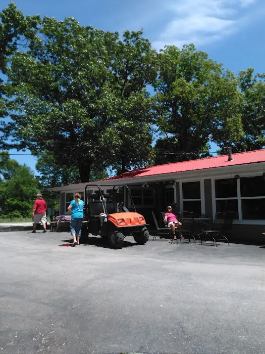 Wildoaks Campground and roadside cafe 7