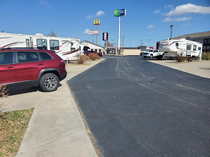 R.V. Express 66 RV Park 5