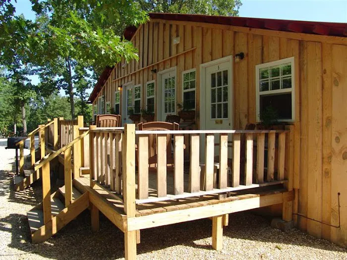 Ozarks Mountain Springs R.V. Park & Cabins 4