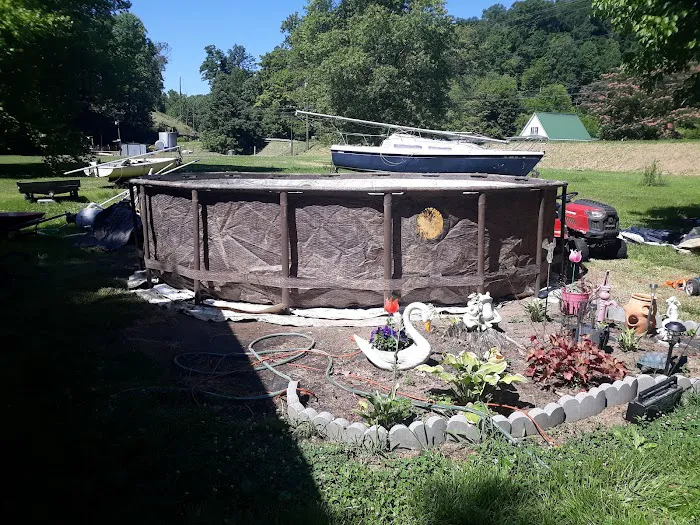 Fawn Court Estates Mobile Home & RV Rental Park 9