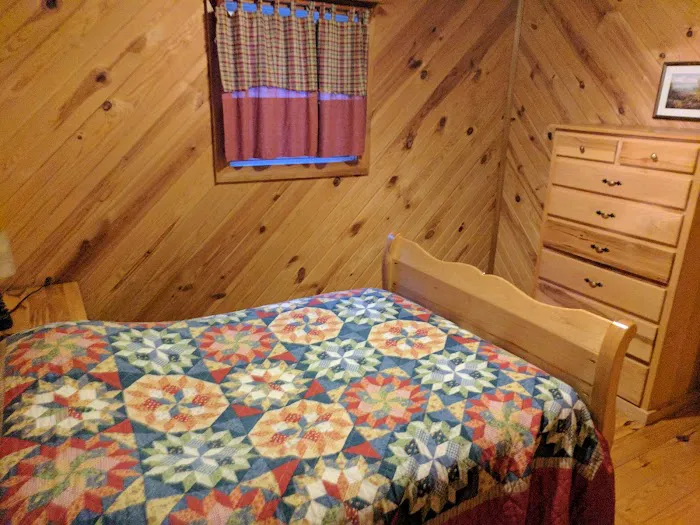Creekside Cabins & RV Park 9