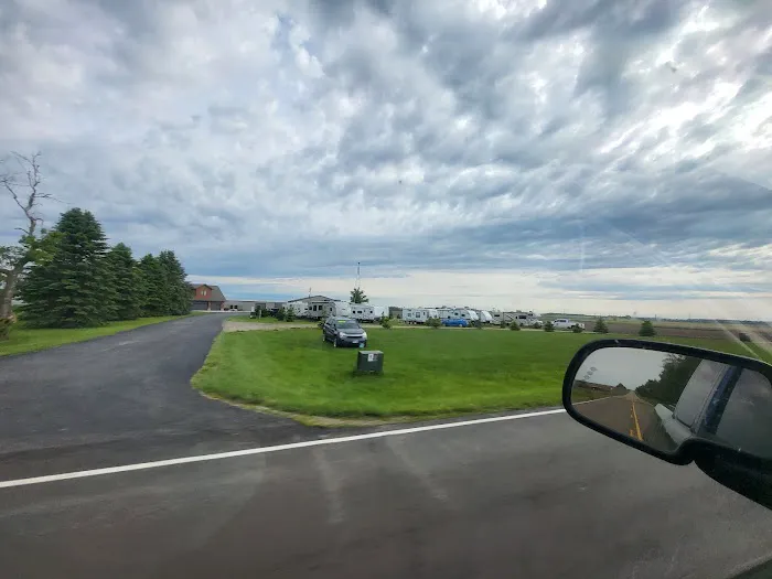 Rv parking south dakota side of Hendricks 4