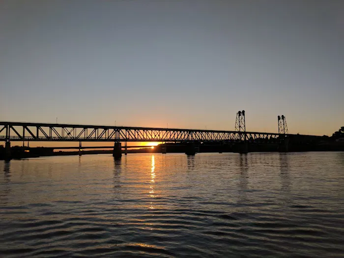 Meridian Bridge RV Resort 9