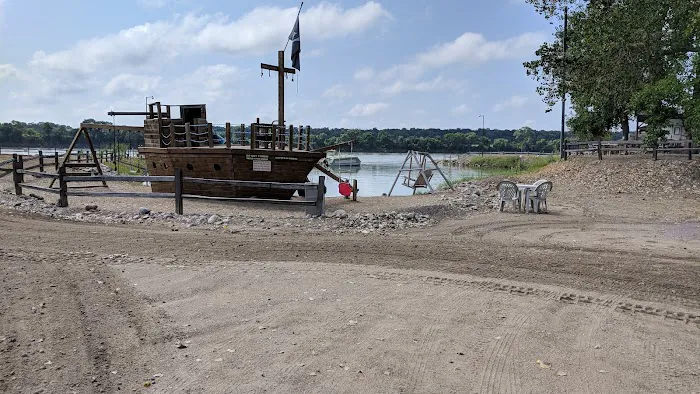 Larson's Landing RV Park 2