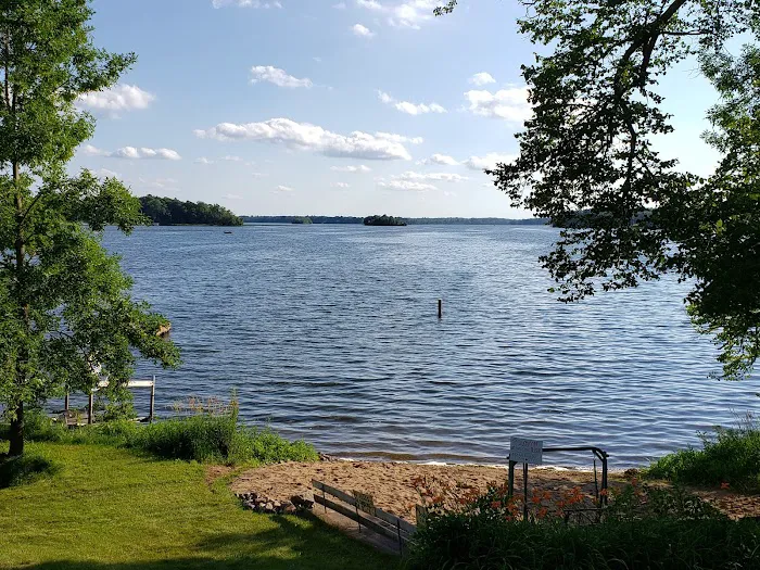 Farm Island Lake Resort 1