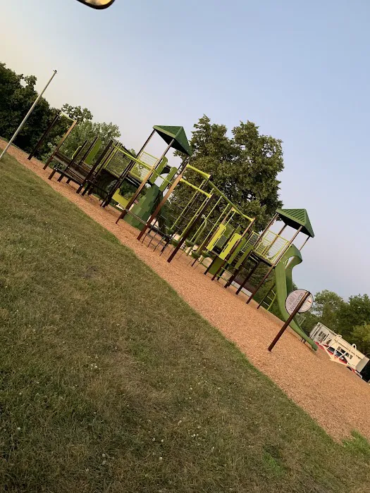 Saukinac Campground Bar & Grill 9