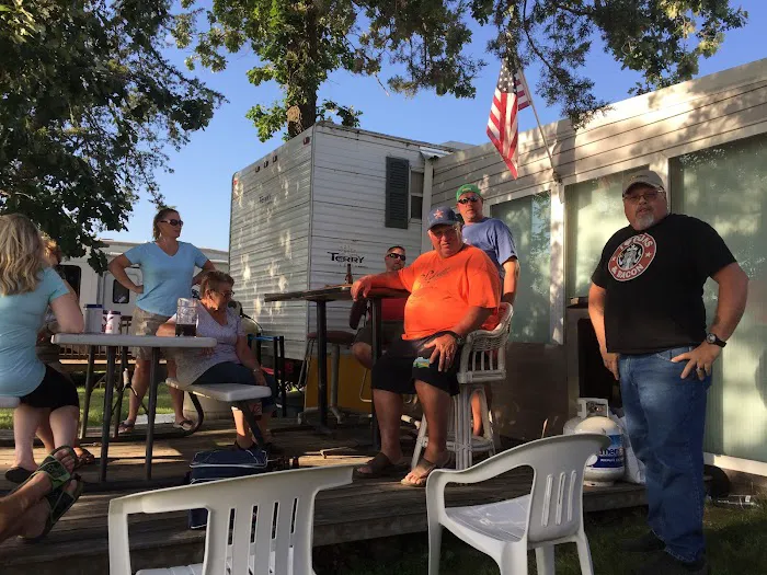 Saukinac Campground Bar & Grill 6