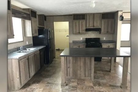 Hillview Mobile Home Park