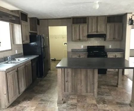 Hillview Mobile Home Park