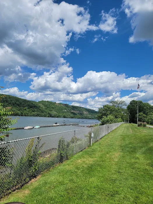 Kennedy Marina 1