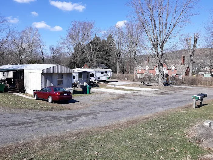 Champ Court RV Park trailer park rentals 7