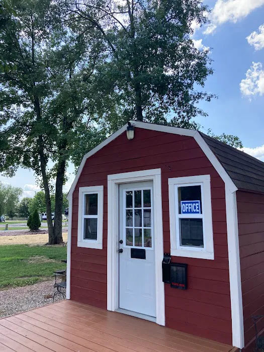 American Way RV Park - Parkersburg 9