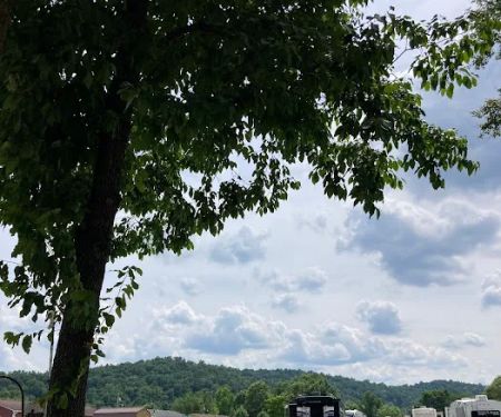 American Way RV Park - Parkersburg