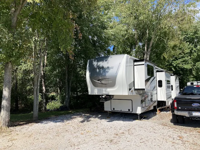 American Way RV Park - Parkersburg 7