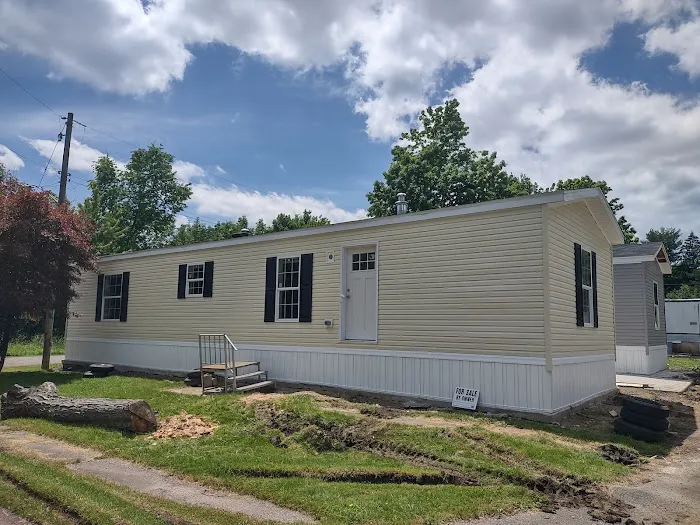 Maplecroft Manufactured Home Community 4
