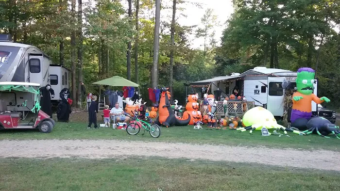 The Great Outdoors Family Campground 10