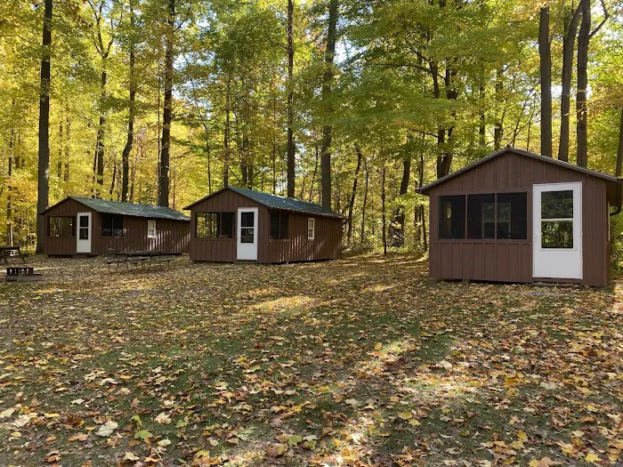 Virginia’s Beach Lakefront Cottages & Camping 10