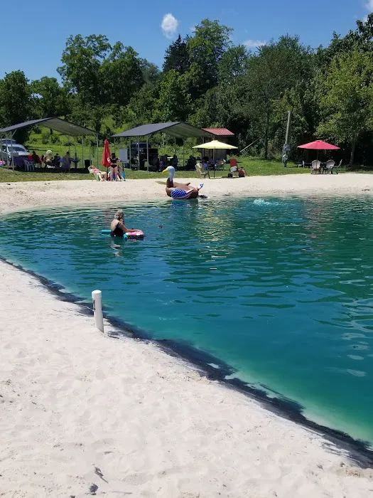 Sunset Cove RV Park and Campground 8