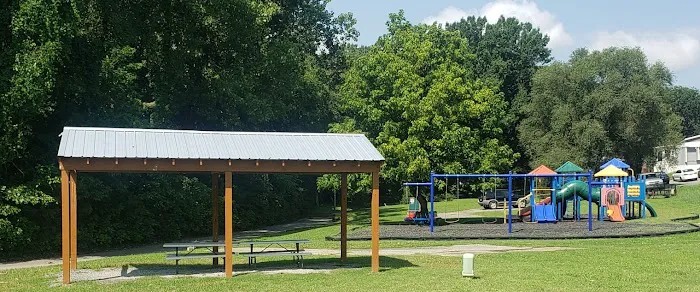 Old Hickory Pointe Mobile Home Park 4