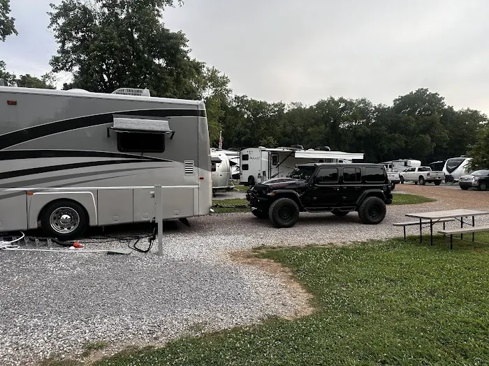 Grand Ole RV Resort and Market 10