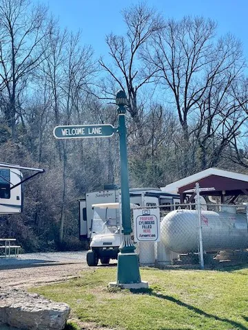 Grand Ole RV Resort and Market 2