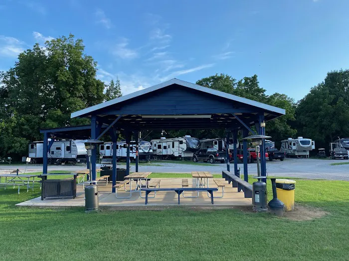 Nashville North RV Resort 10