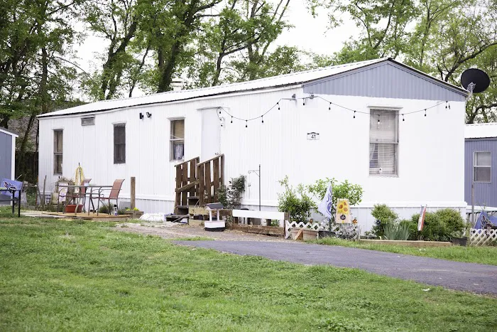 Columbia Mobile Home Community 3