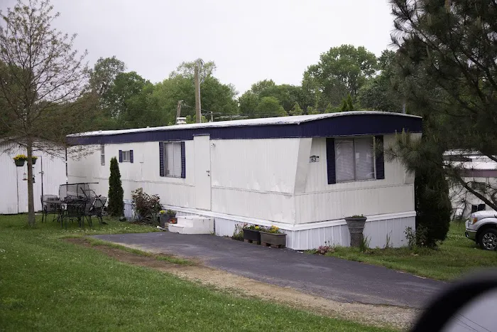 Columbia Mobile Home Community 5