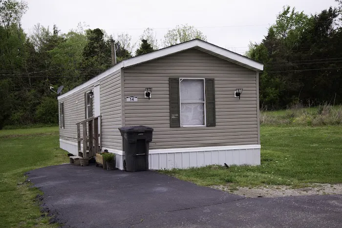 Columbia Mobile Home Community 10