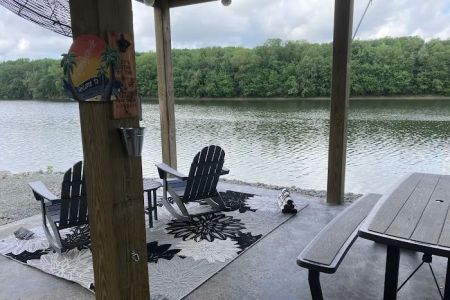 Rey's RV Lots