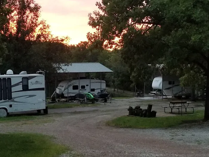 Country Lakes RV Resort 8