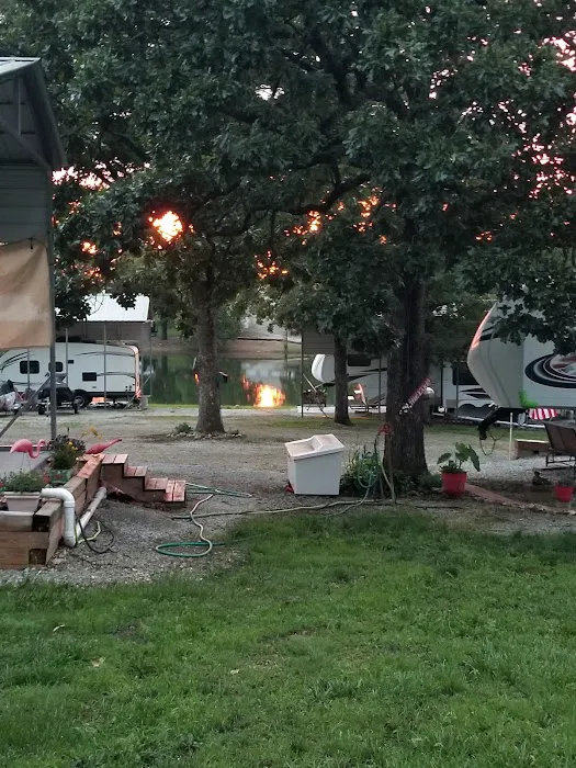 Country Lakes RV Resort 9