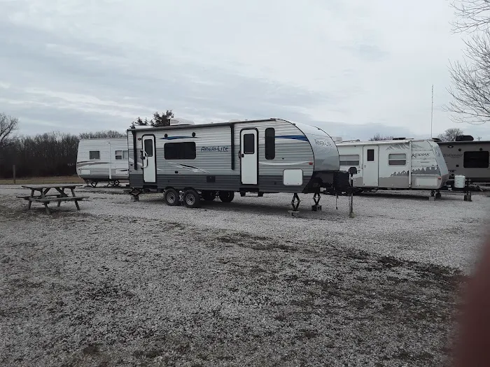 Eagle's Nest RV Resort 10