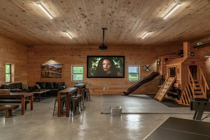 Rustic Woods RV Park 10