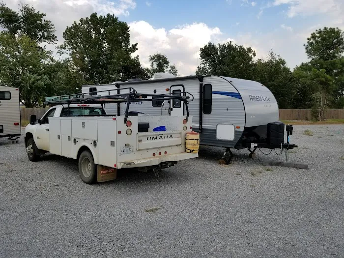 R&M RV Park 8