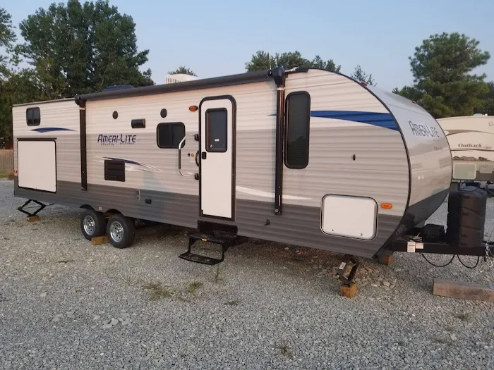R&M RV Park 9