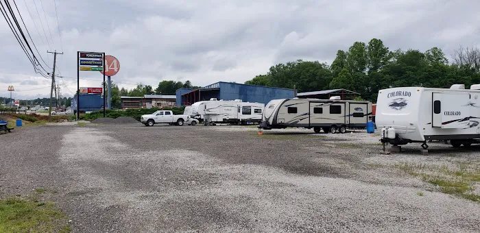 Mohr's roadside rv park 9