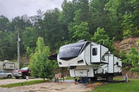 Wild Cat Camping and Fishing