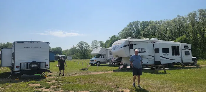 Grumpy's Out-back Campground 5