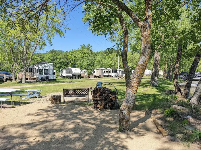 Maple Island Resort - Seasonal Campground ONLY 7