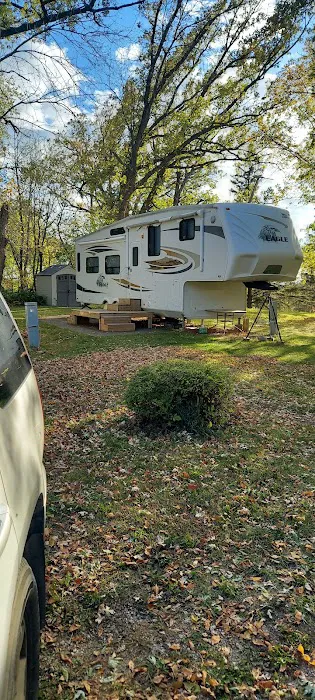 The Lazy Pines RV Park 2