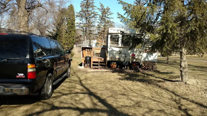 The Lazy Pines RV Park 8