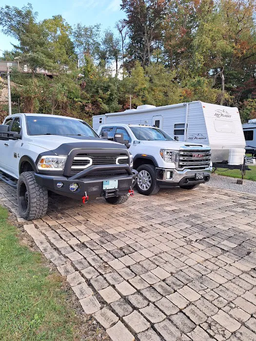 Jasmine Court RV Park 3