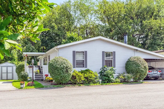 Redwood Estates Manufactured Home Community 4