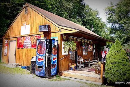 Fish Creek Country Store and Campground